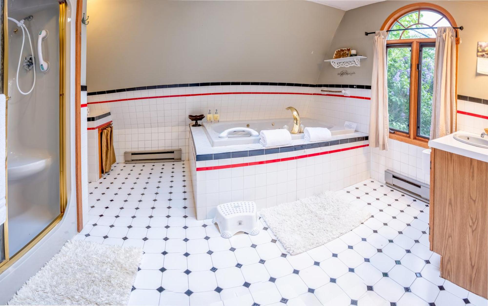 Heathwood Inn بار هاربور المظهر الخارجي الصورة