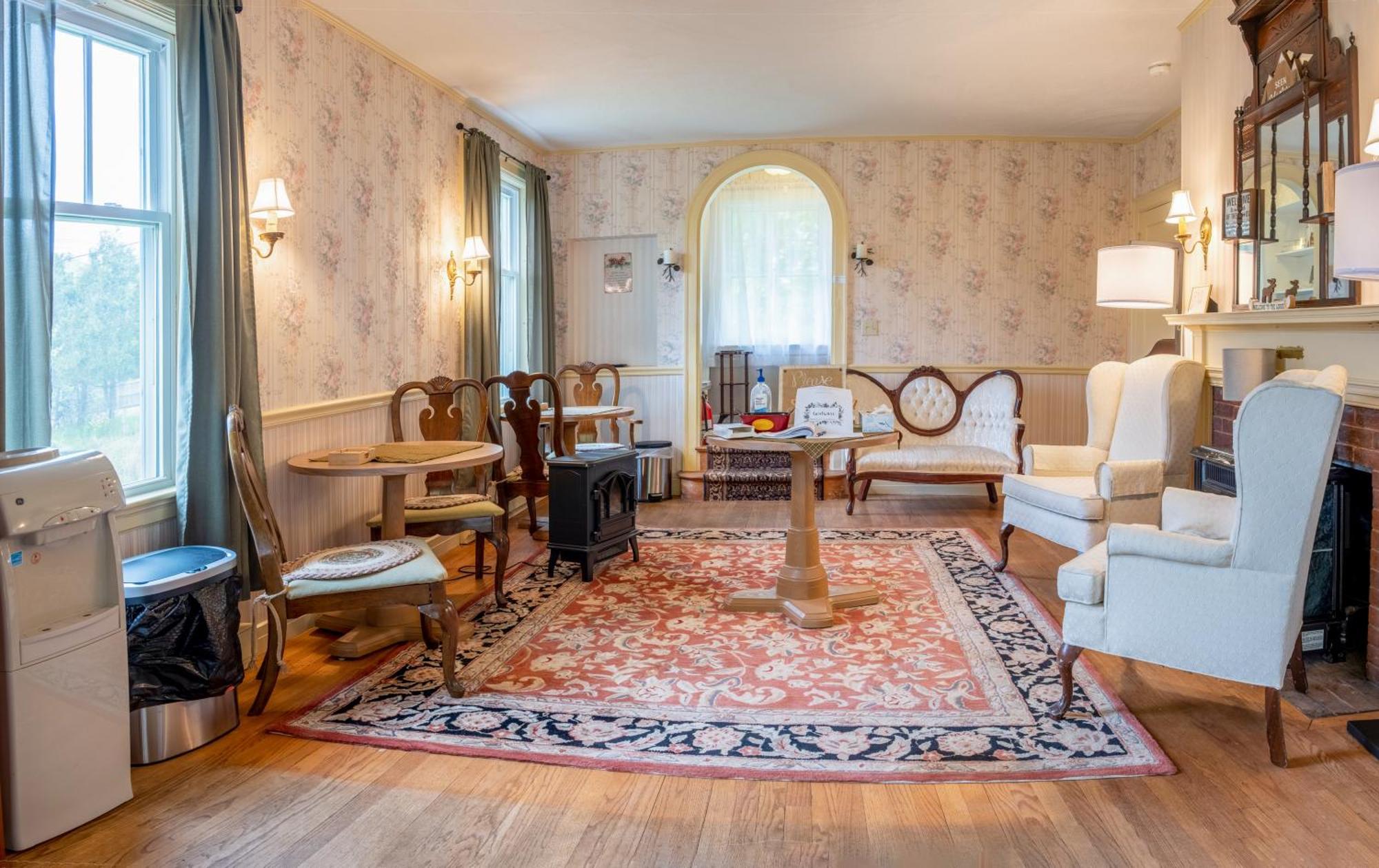Heathwood Inn بار هاربور المظهر الخارجي الصورة
