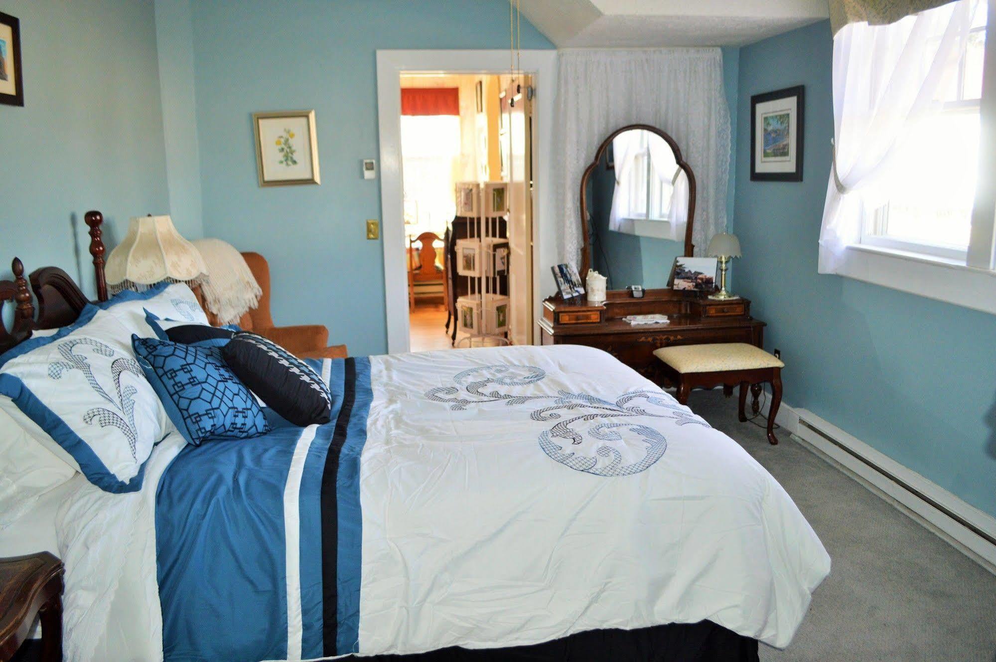 Heathwood Inn بار هاربور المظهر الخارجي الصورة